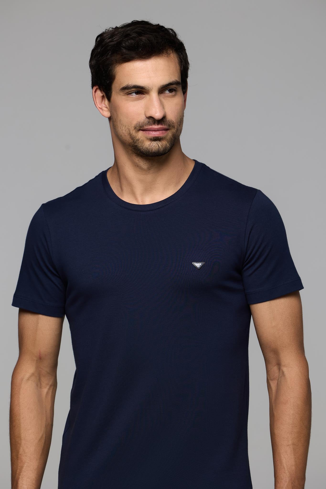 30016 T SHIRT BASICA MALHA CONFORT PRIME MASC MC SLIM FIT