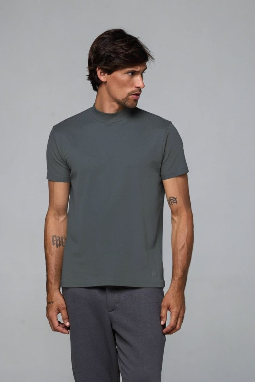 30225- CAMISETA GOLA ROLE SUEDINE