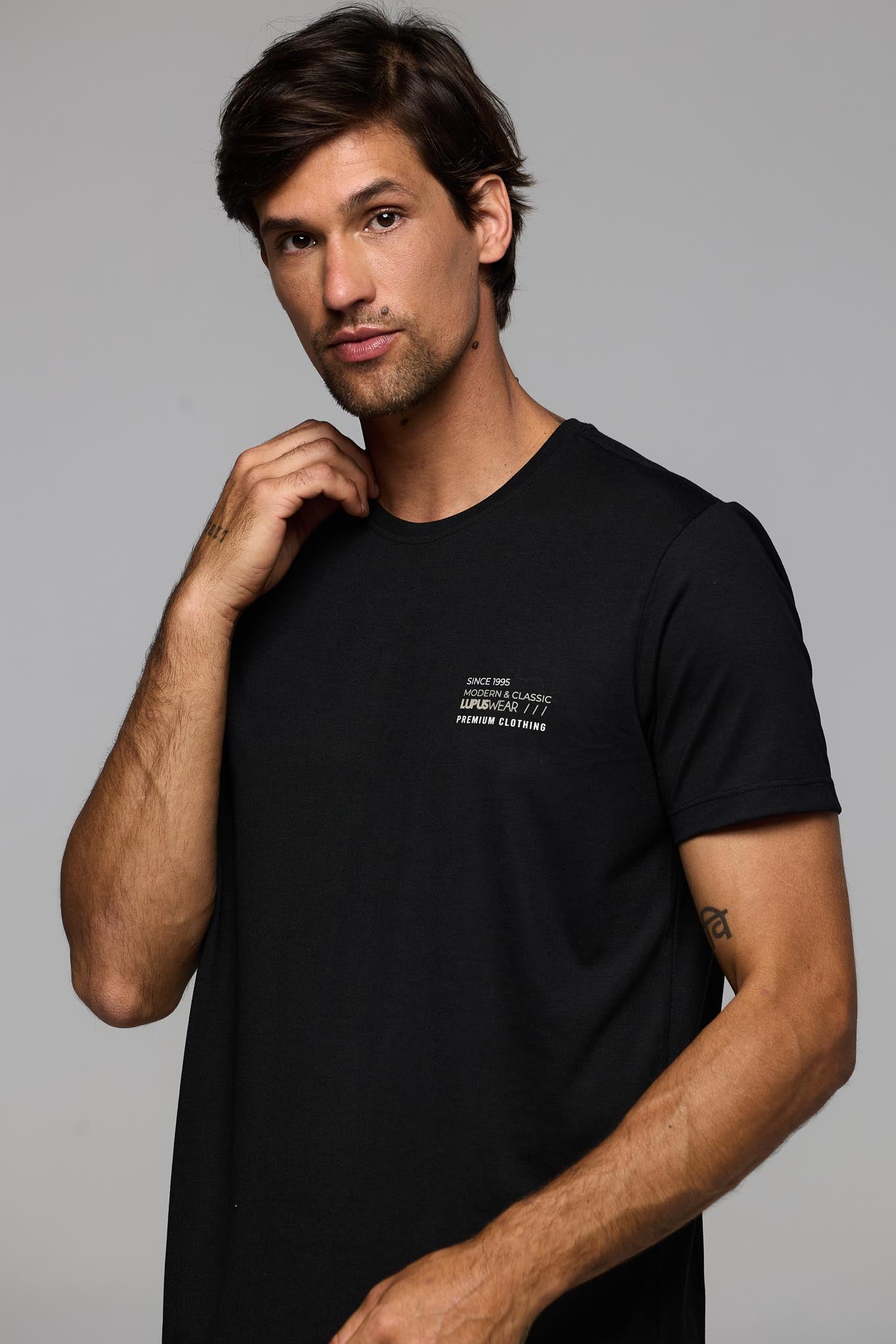 30232- CAMISETA CARECA MALHA PV