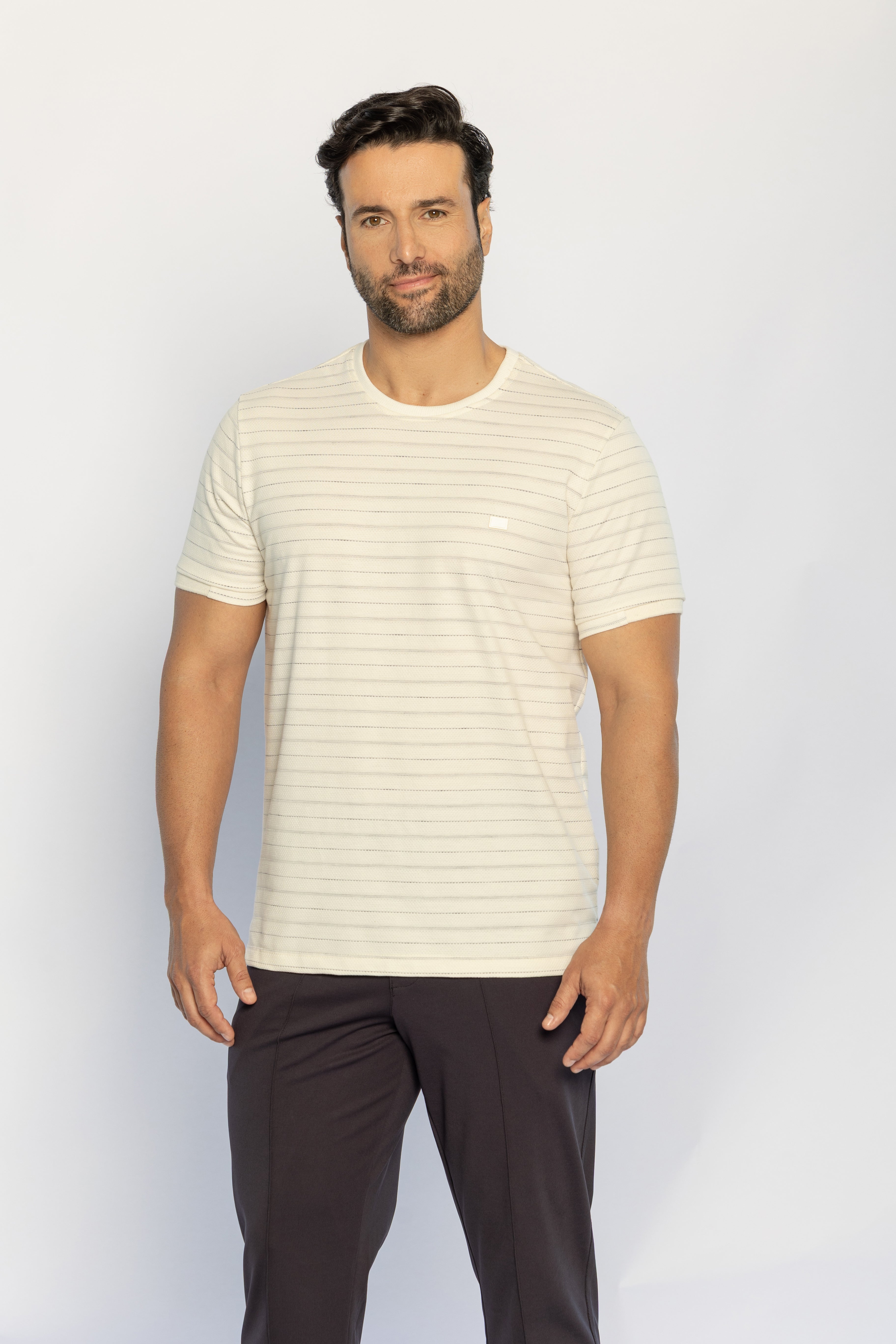 30255-CAMISETA M/C GOLA CARECA MALHA GIARDINO TINTO
