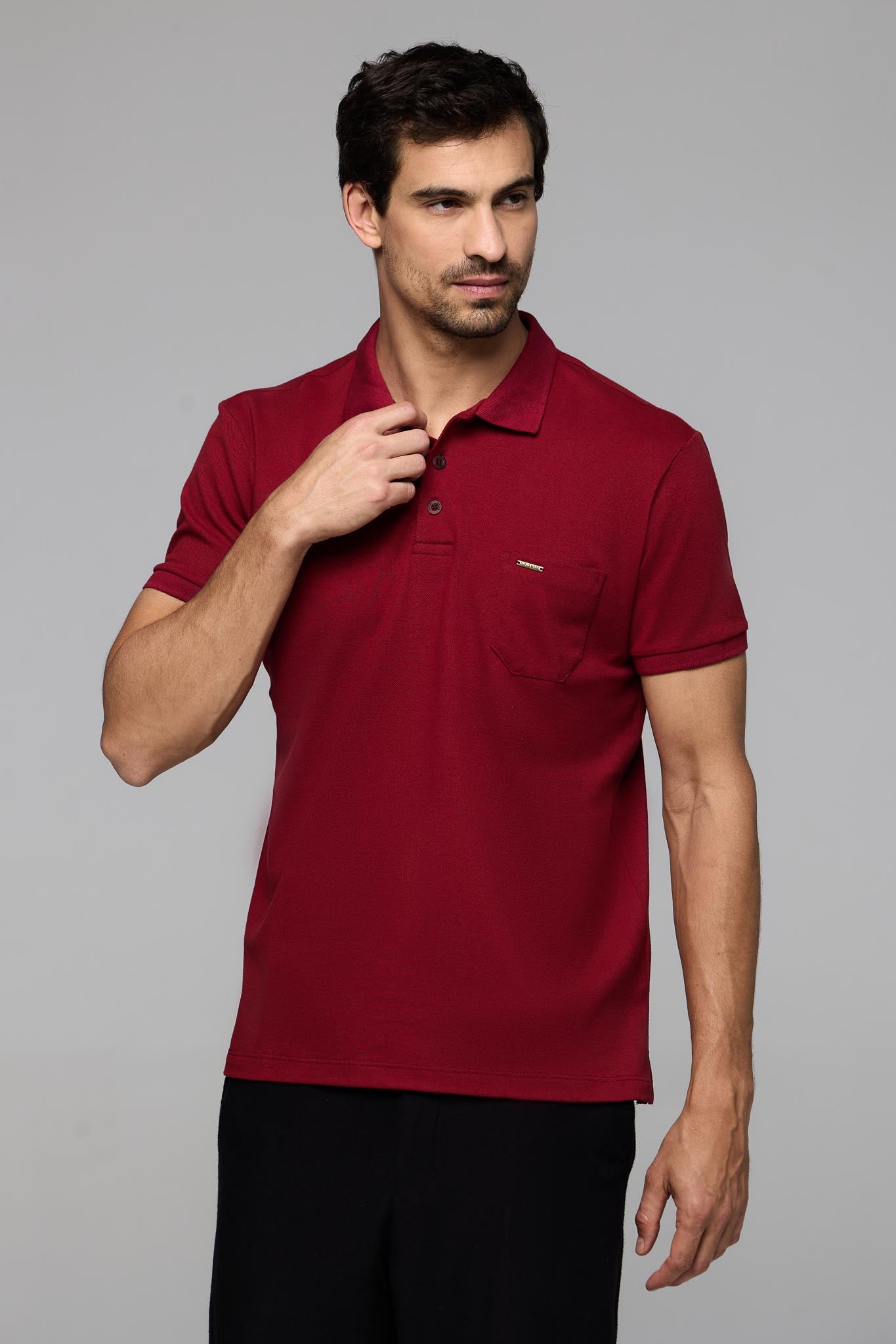 43011 POLO BASICA PIQUET COM BOLSO MASC MC