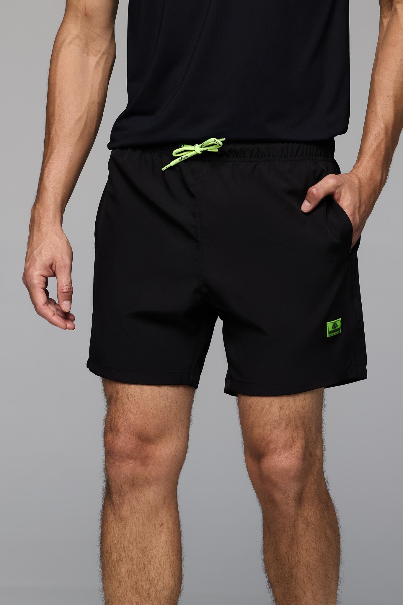 81040 - Short Tactel com elastano